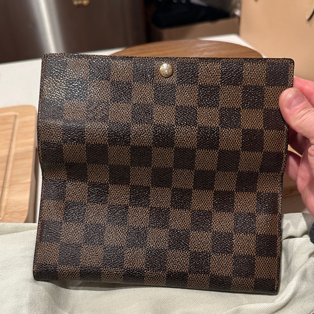 Checkered Brown Wallet - Picture 9 of 9